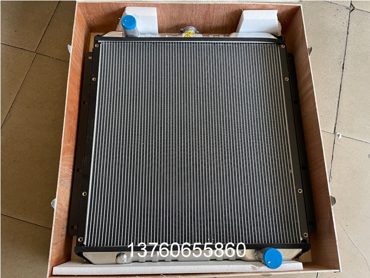 EX120-5挖掘機水箱（xiāng）